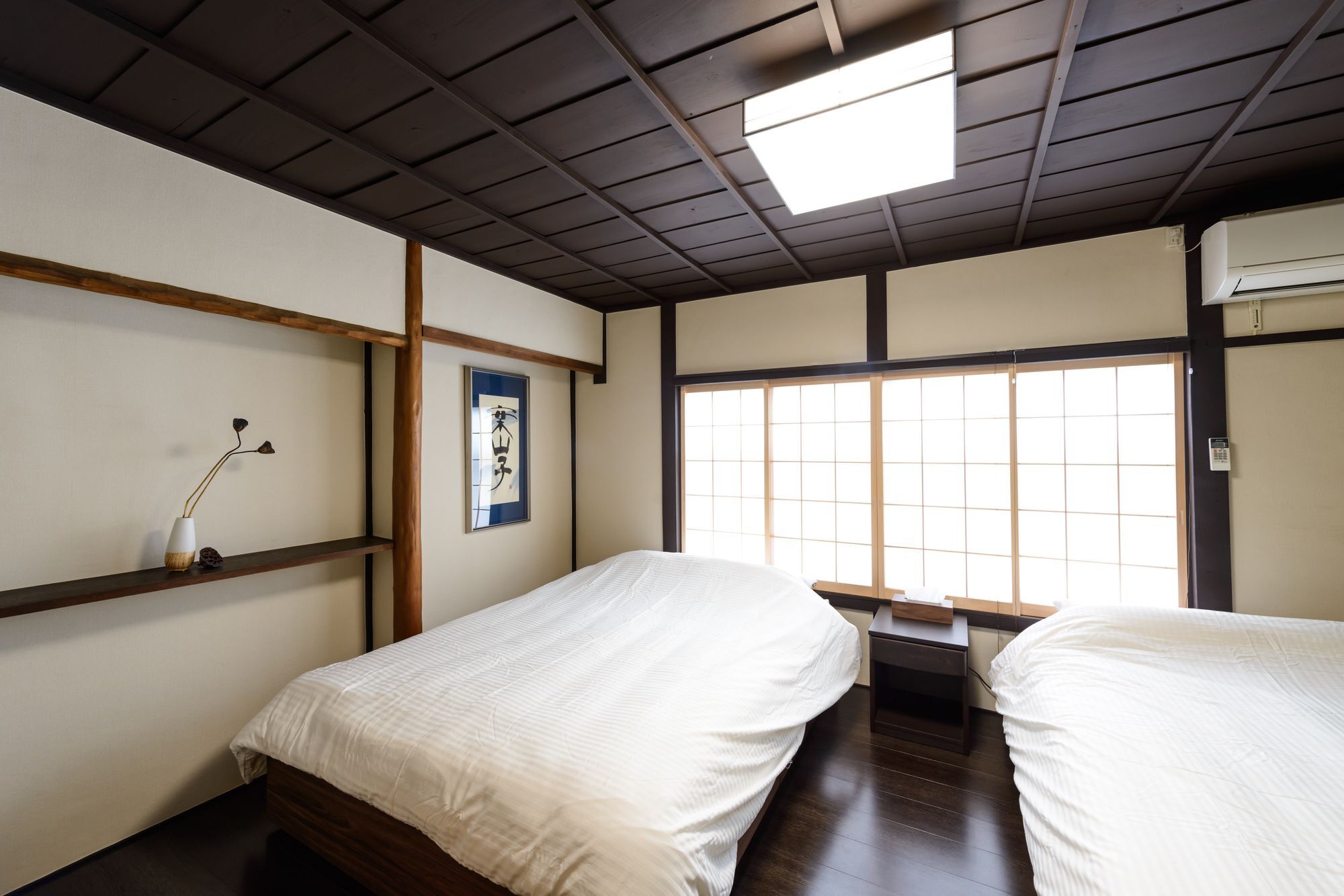 Tsuki House Apartment *